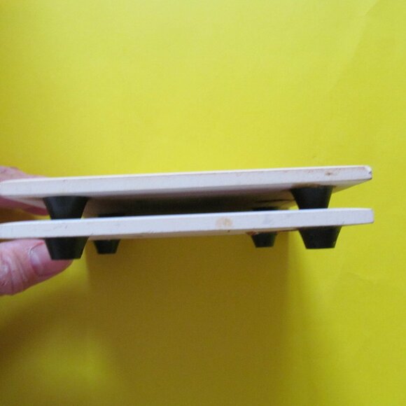 Christmas tile trivet Set of 2 1970s tiles - Picture 6 of 6